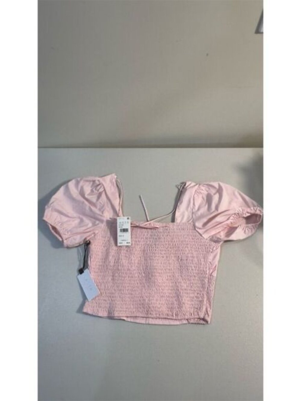 NWT ASTR The Label Women's Pink Puff Sleeve Smocked Blouse Size M - Picture 9 of 9